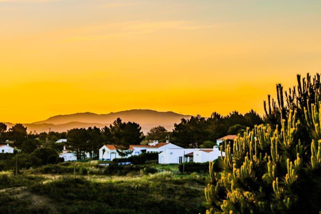 Mayla Surf House Aljezur Esterno foto